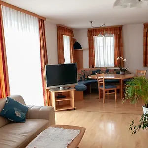 3* بيت ضيافة بنسيون هيزل - أونترزبيرغبليك